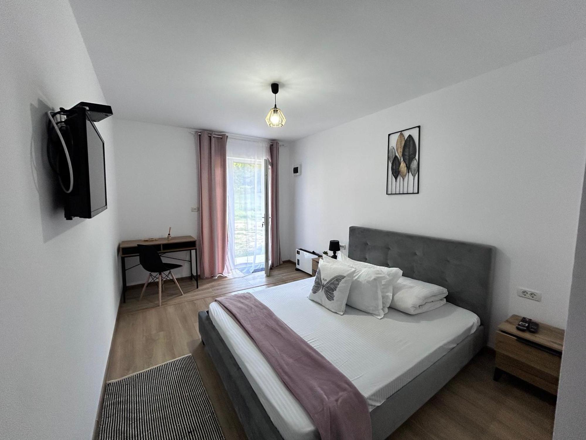 Casa Irinei Hotell Poiana Mărului Eksteriør bilde