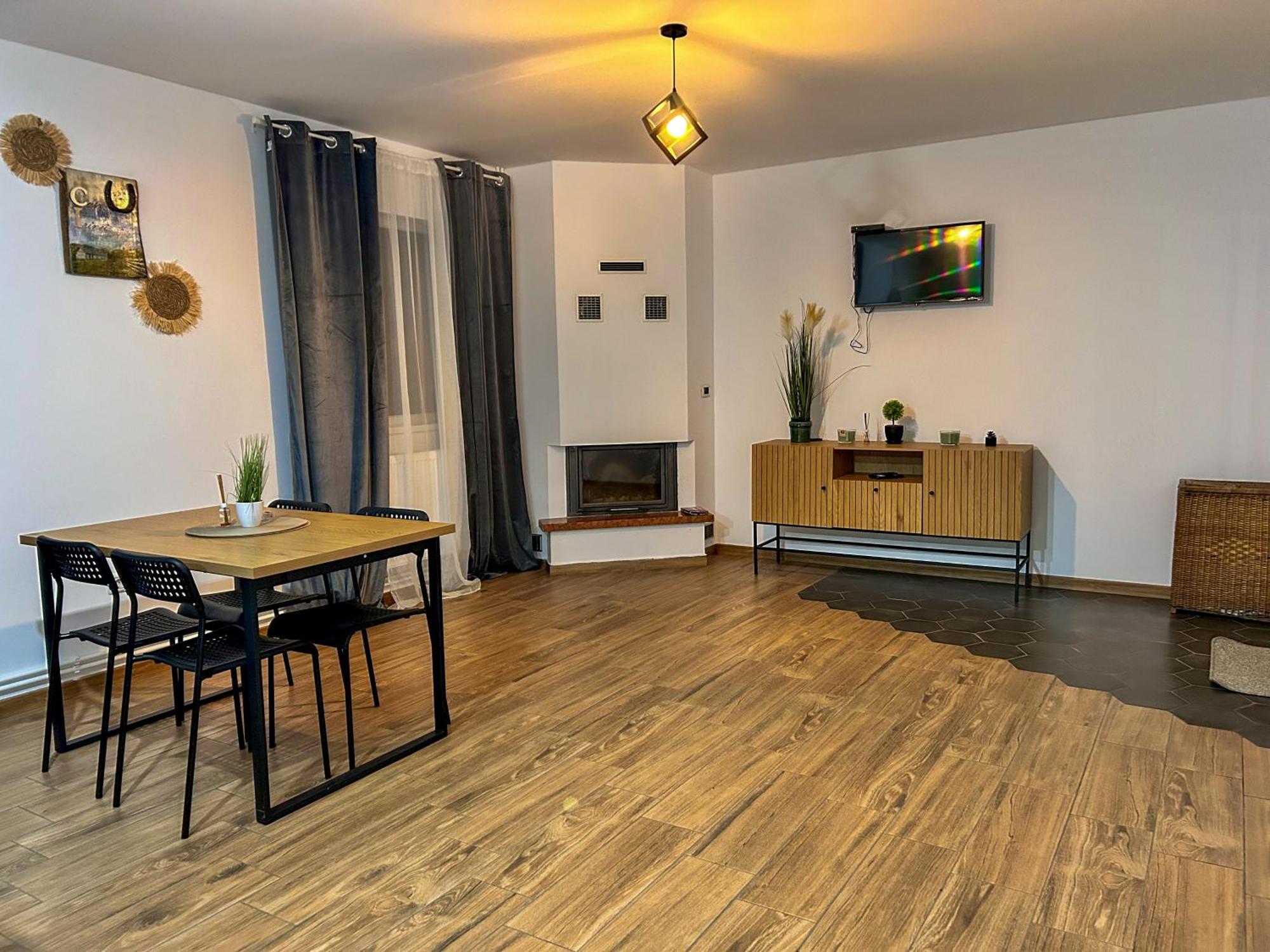 Casa Irinei Hotell Poiana Mărului Eksteriør bilde